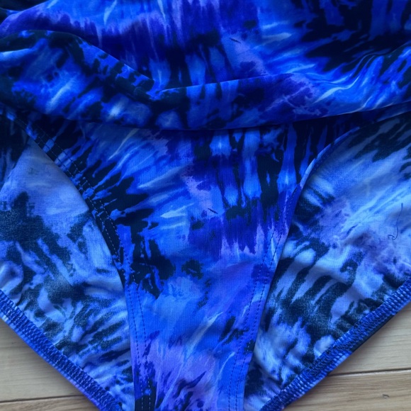 Miraclesuit Size 12 Estilo Style One-Piece Swimsuit - Picture 9 of 14